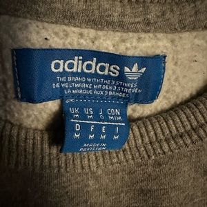 Adidas Sweatshirt